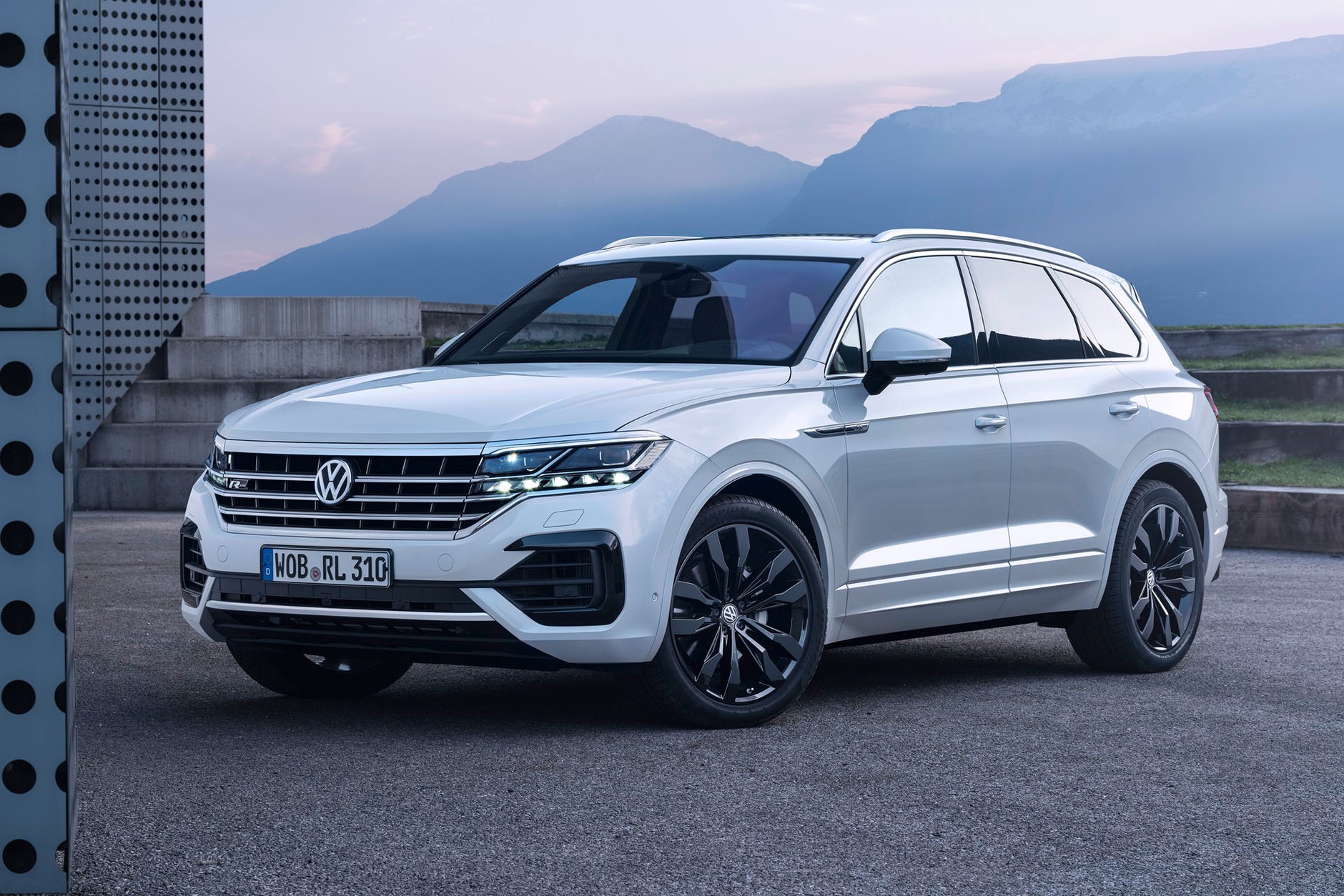 Volkswagen Touareg - bardziej limuzyna niż terenówka