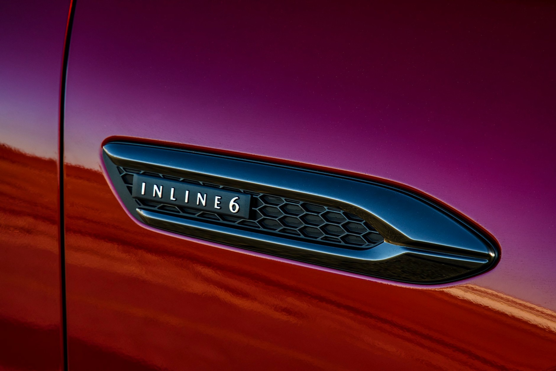 Mazda CX-60 z rzędowym silnikiem 6-cylindrowym