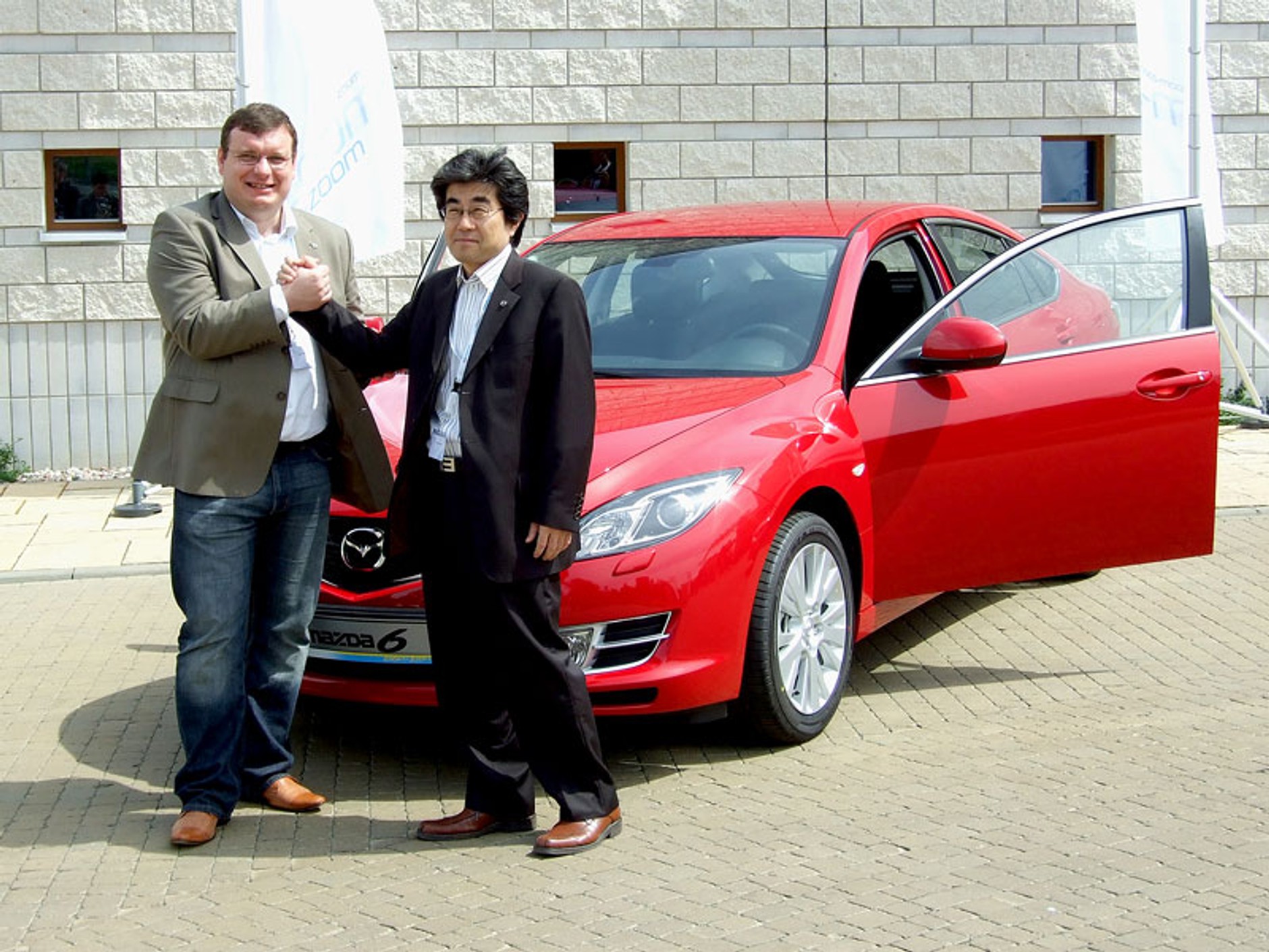 Mazda: oficjalny powrót do Polski (wideo)