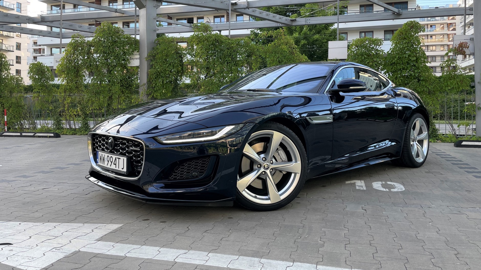 Jaguar F-Type Coupé 2.0 P300 R-Dynamic