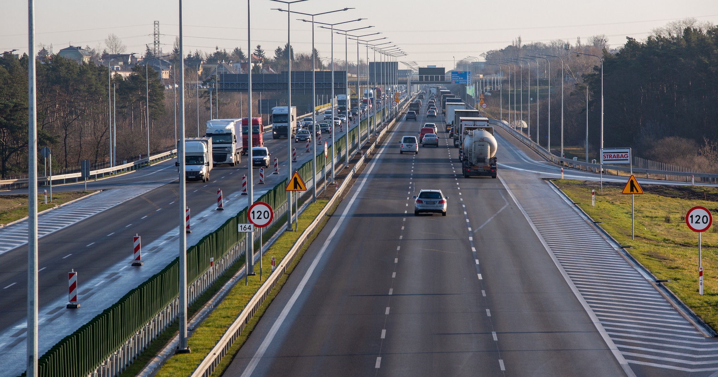 Trzeci pas ruchu na autostradowej obwodnicy Poznania