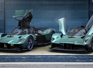 Epickie opanowanie poślizgu w Astonie Martinie Valkyrie za 3 mln dolarów