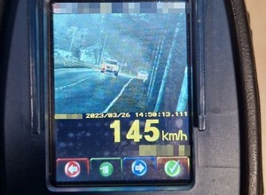 Kierowca BMW z taką prędkością powinien jechać autostradą Policjanci nie mogli uwierzyć