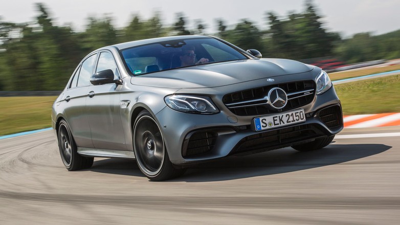 Mercedes-AMG E 63 S 4Matic+ - sportowiec o niewiarygodnych talentach