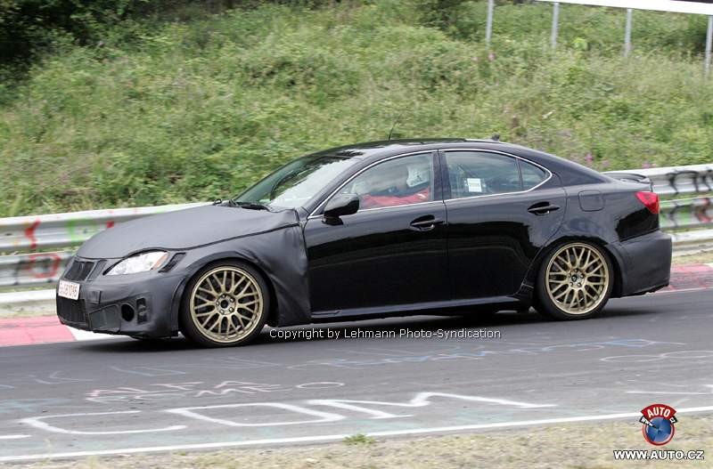 Spy Photos: Lexus IS 500 „złowiony“ na Nürburgring