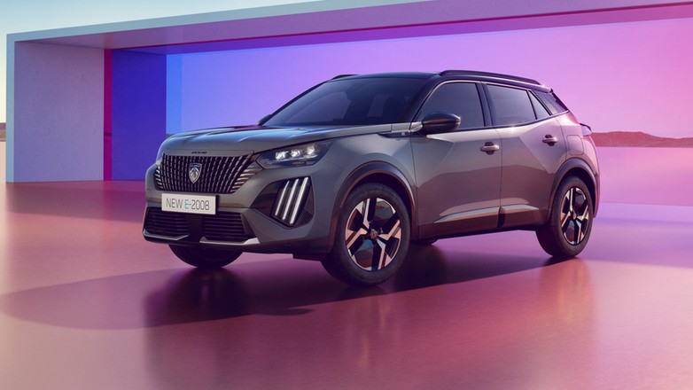 Peugeot E-2008 2023