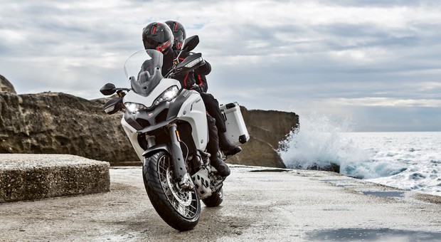 Motocykl Ducati Multistrada 1200 Enduro w kawałkach