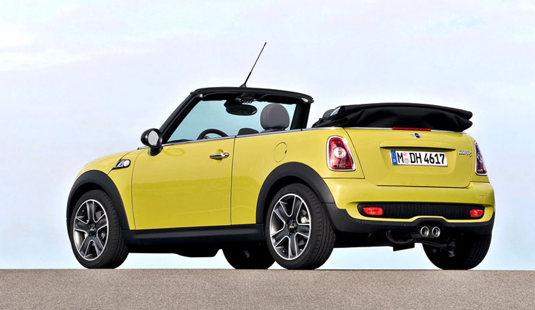 Detroit 2009: premiera światowa Mini Cabrio