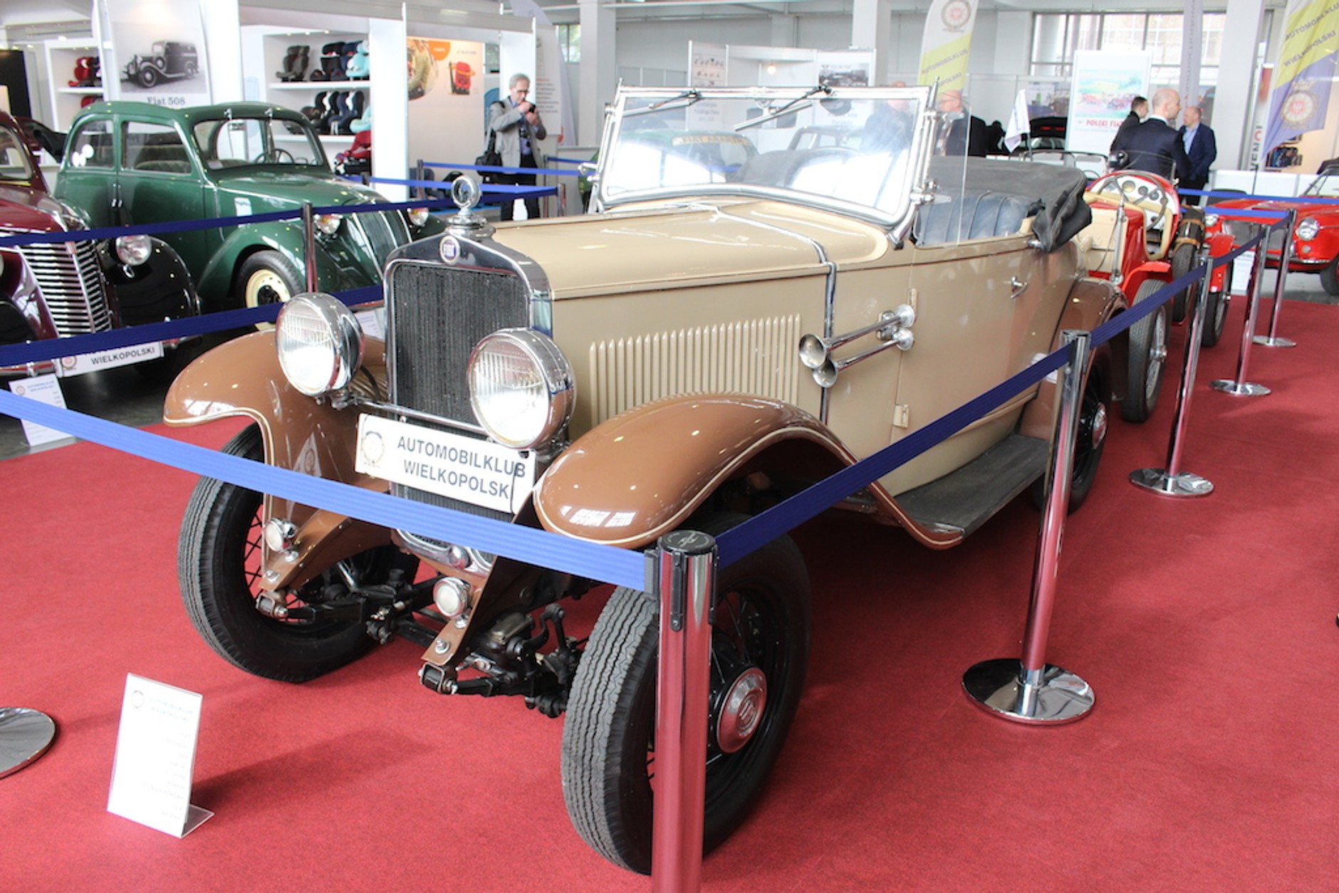 Zabytkowe Fiaty – wystawa w Poznaniu