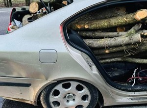 Słowaccy policjanci nie mogli uwierzyć, gdy zobaczyli tę Skodę. Nie wytrzymała