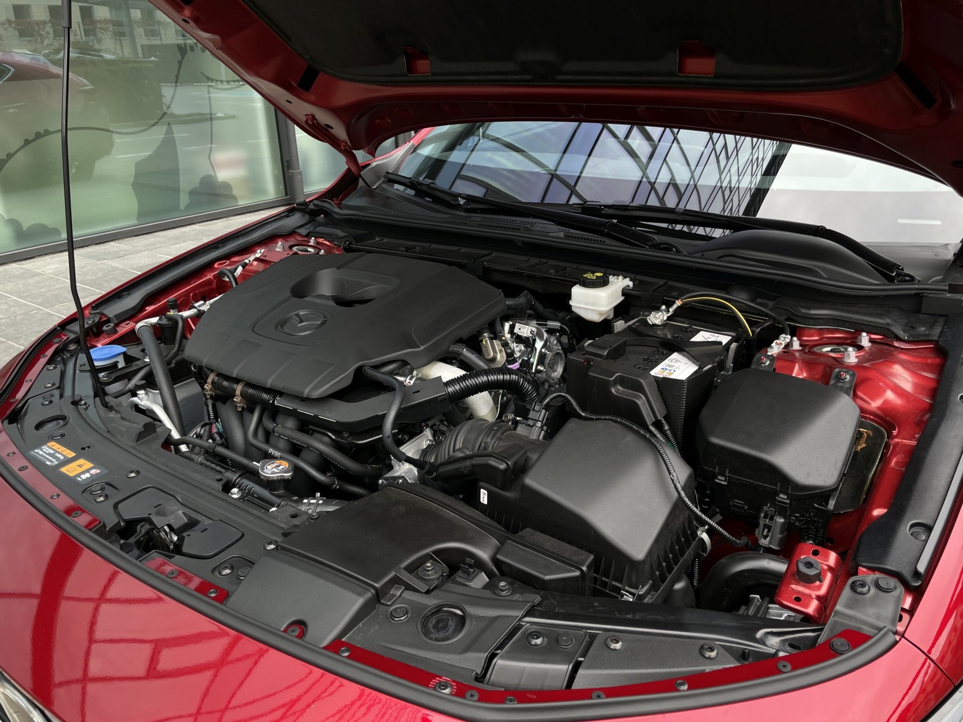 Mazda 3 2.5 e-Skyactiv G