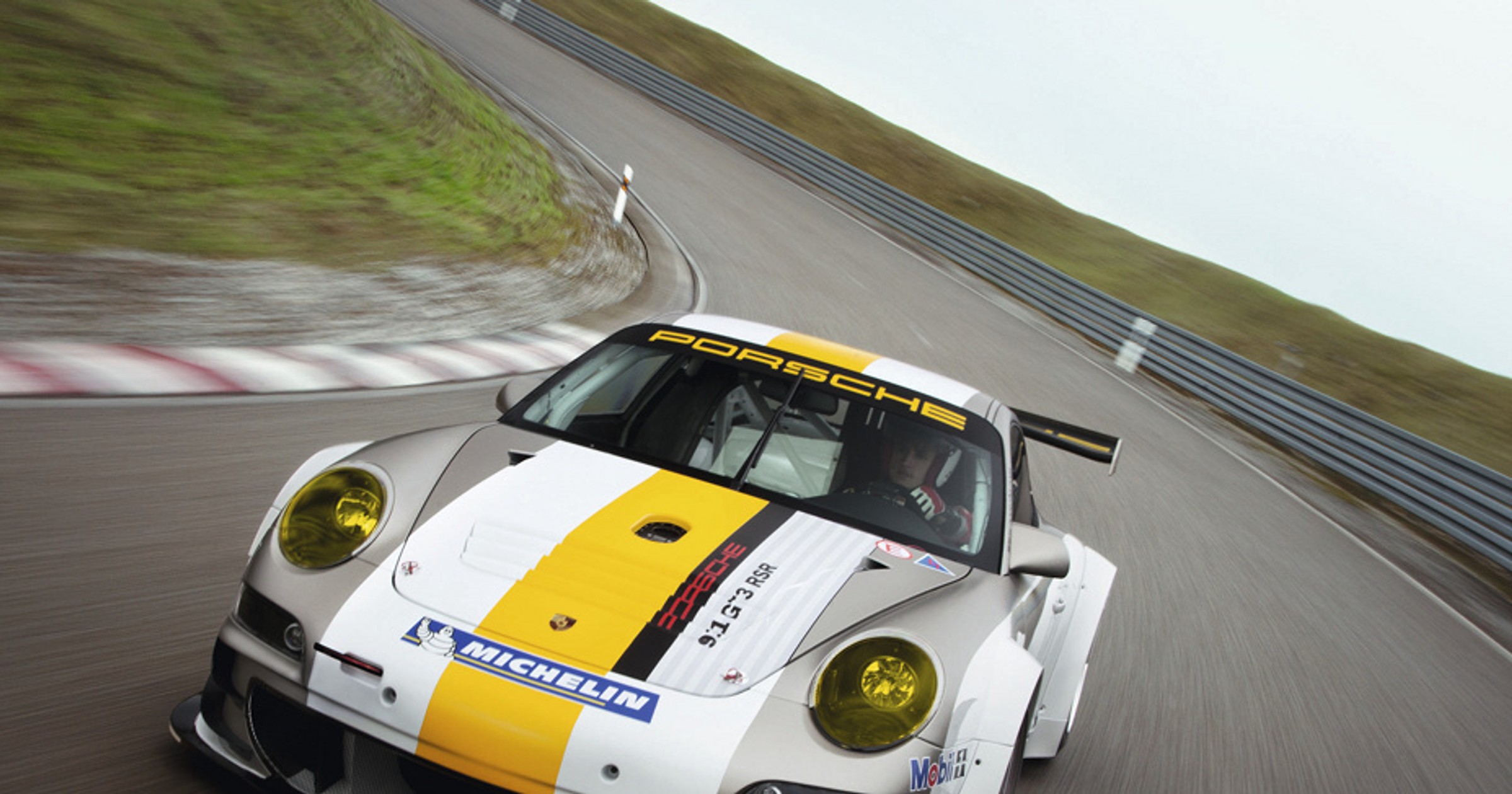 Nowe Porsche 911 GT3 RSR – Jeszcze szybsze