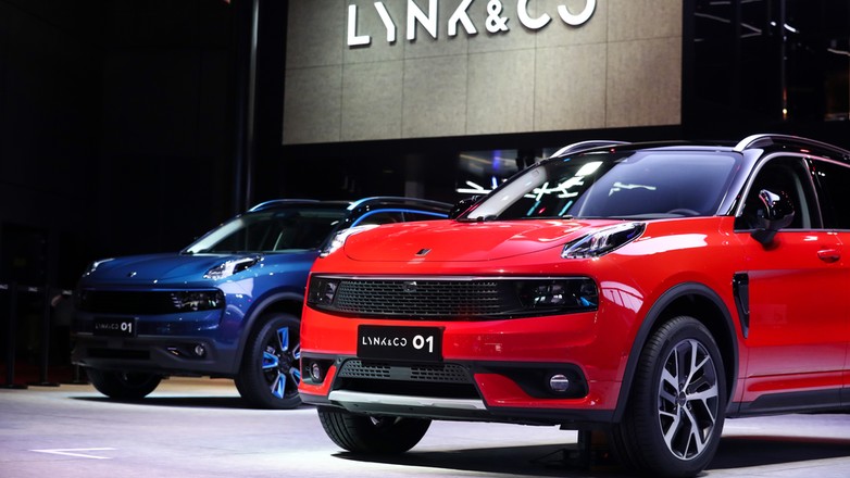 Lynk & CO 01