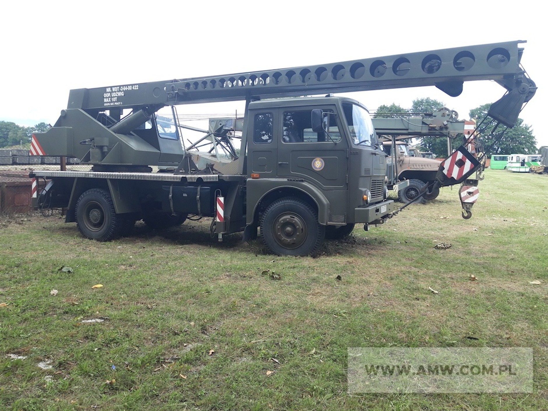Żuraw DS.-0101R na samochodzie Jelcz 325 (udźwig 10 t): 1985 r., 35 tys. zł