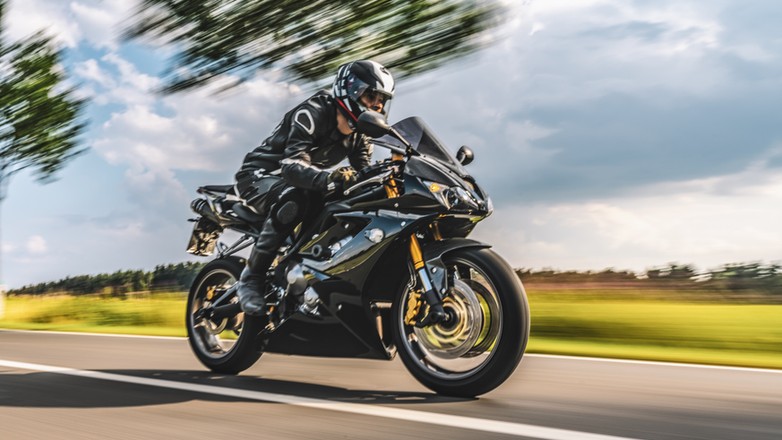 Norweski sąd skazał 31-letniego motocyklistę na karę 1,5 roku więzienia i dożywotnio odebrał prawo jazdy | zdj. ilustracyjne