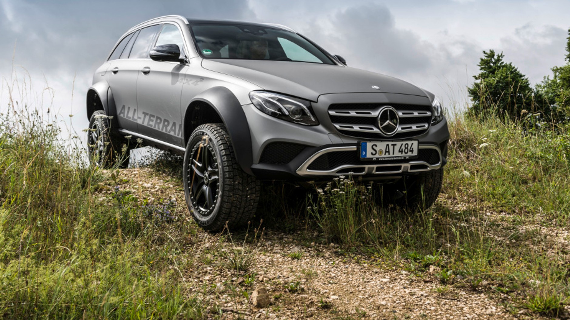 Mercedes E All Terrain 4x4² – czego chcieć więcej?