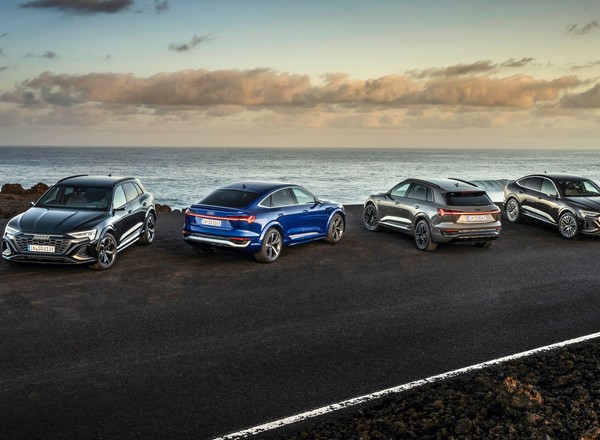Audi Q8 Sportback 50 e-tron. Tak jeździ odnowiony, stylowy SUV na prąd