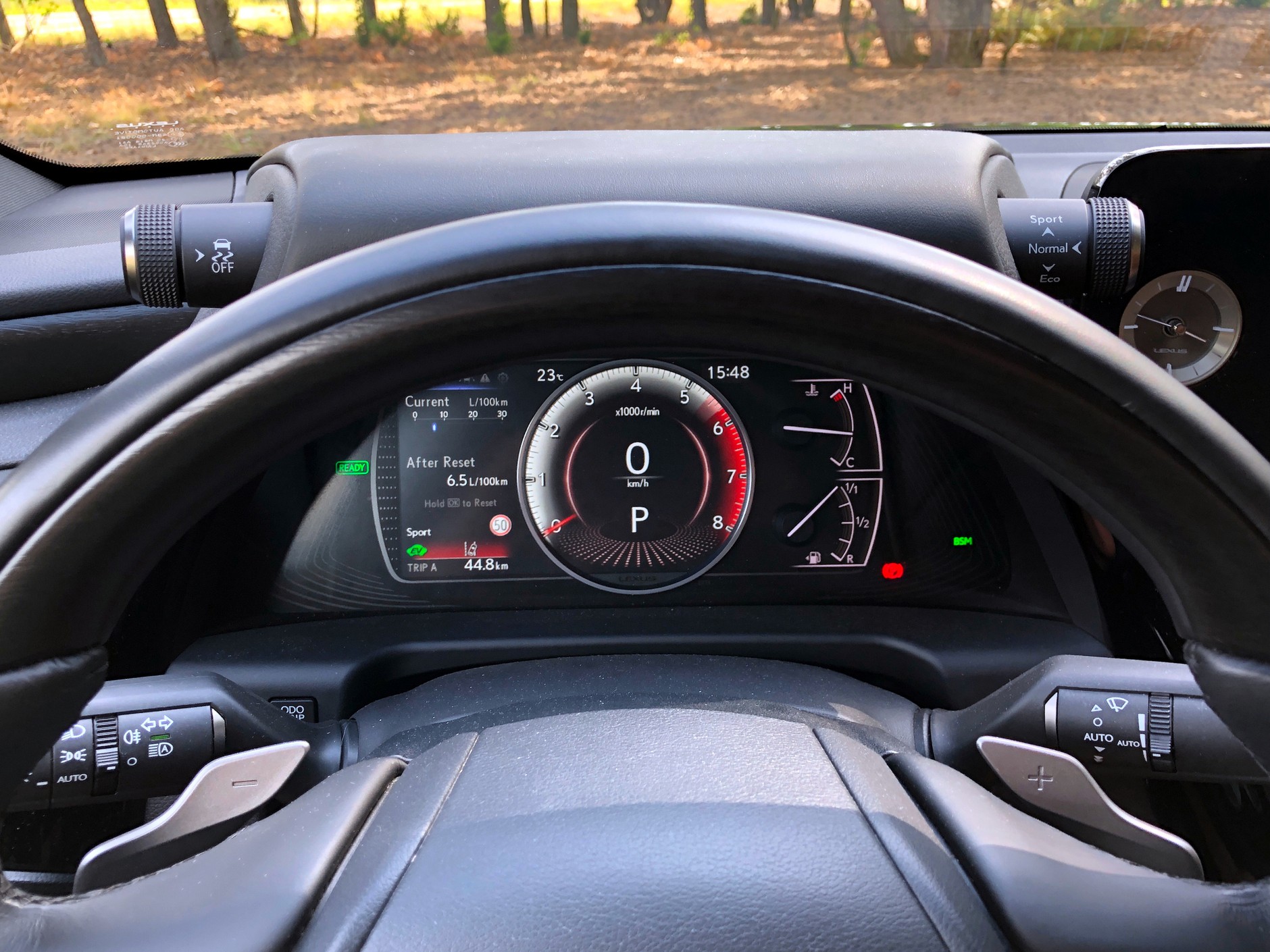 Lexus ES 300h - zdj. ilustracyjne