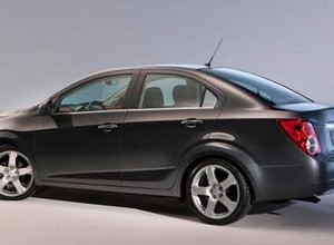 Aveo sedan dla Europy zadebiutuje w Genewie