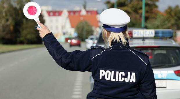 Kaskadowy pomiar prędkości. Kierowcy wciąż łapią się na ten prosty trik policji