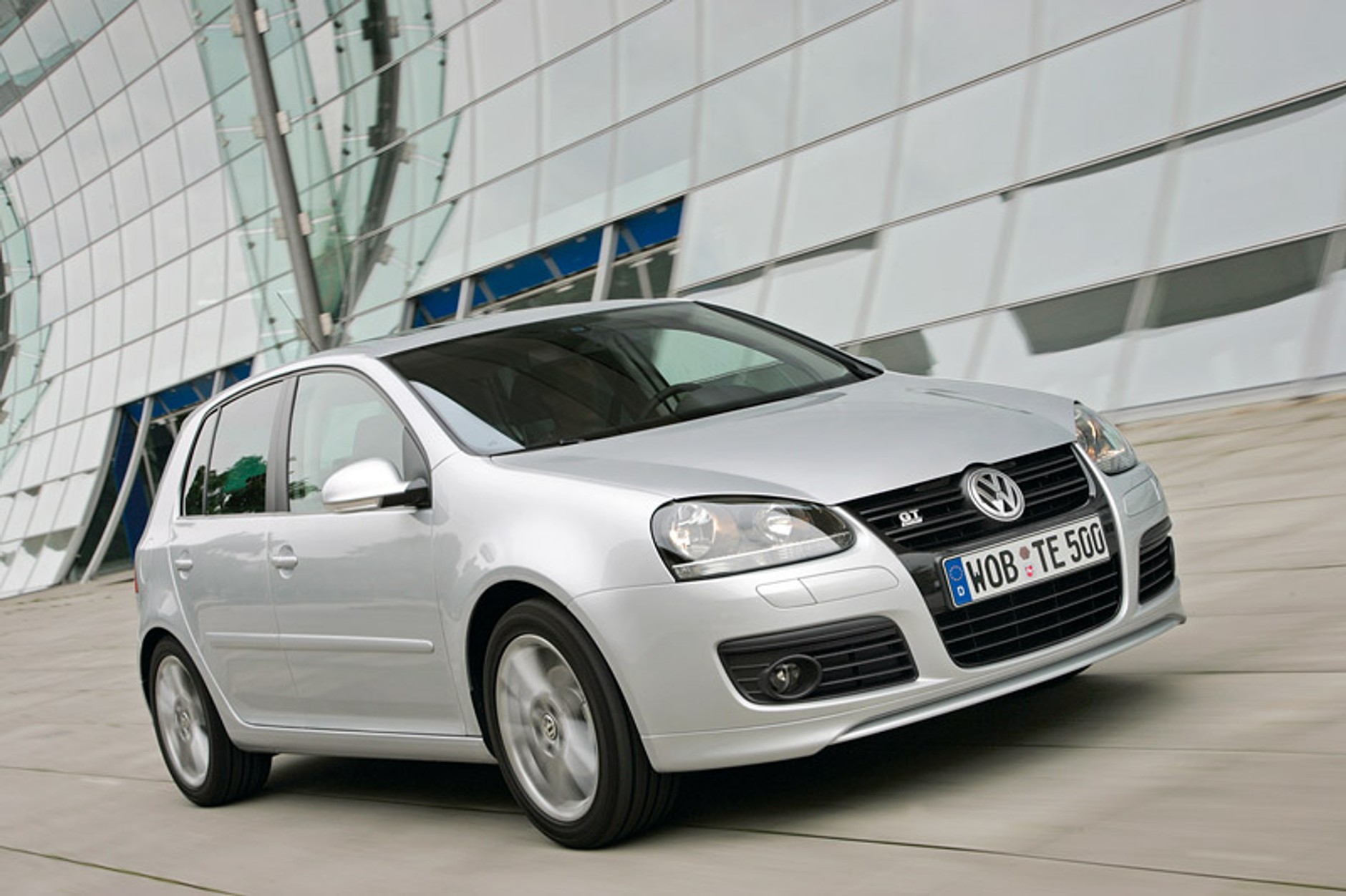 Volkswagen Golf GT Sport - to się opłaca