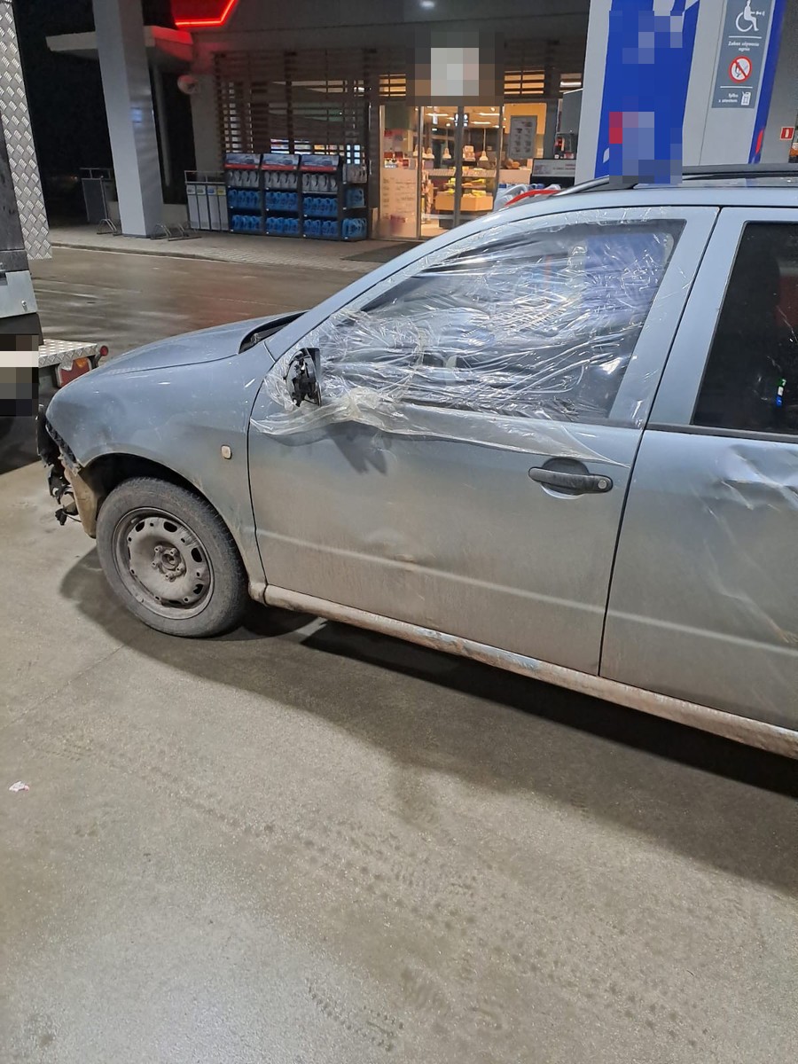 Zamiast rozbitej szyby - przezroczysta folia