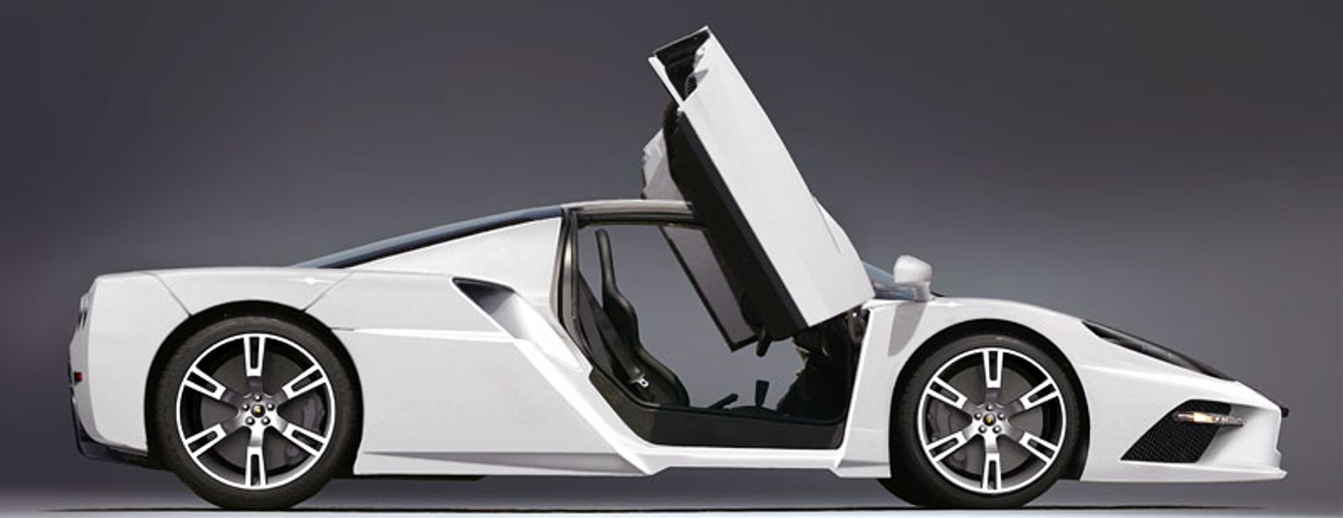 Arash AF10: ostateczny wygląd supersportu