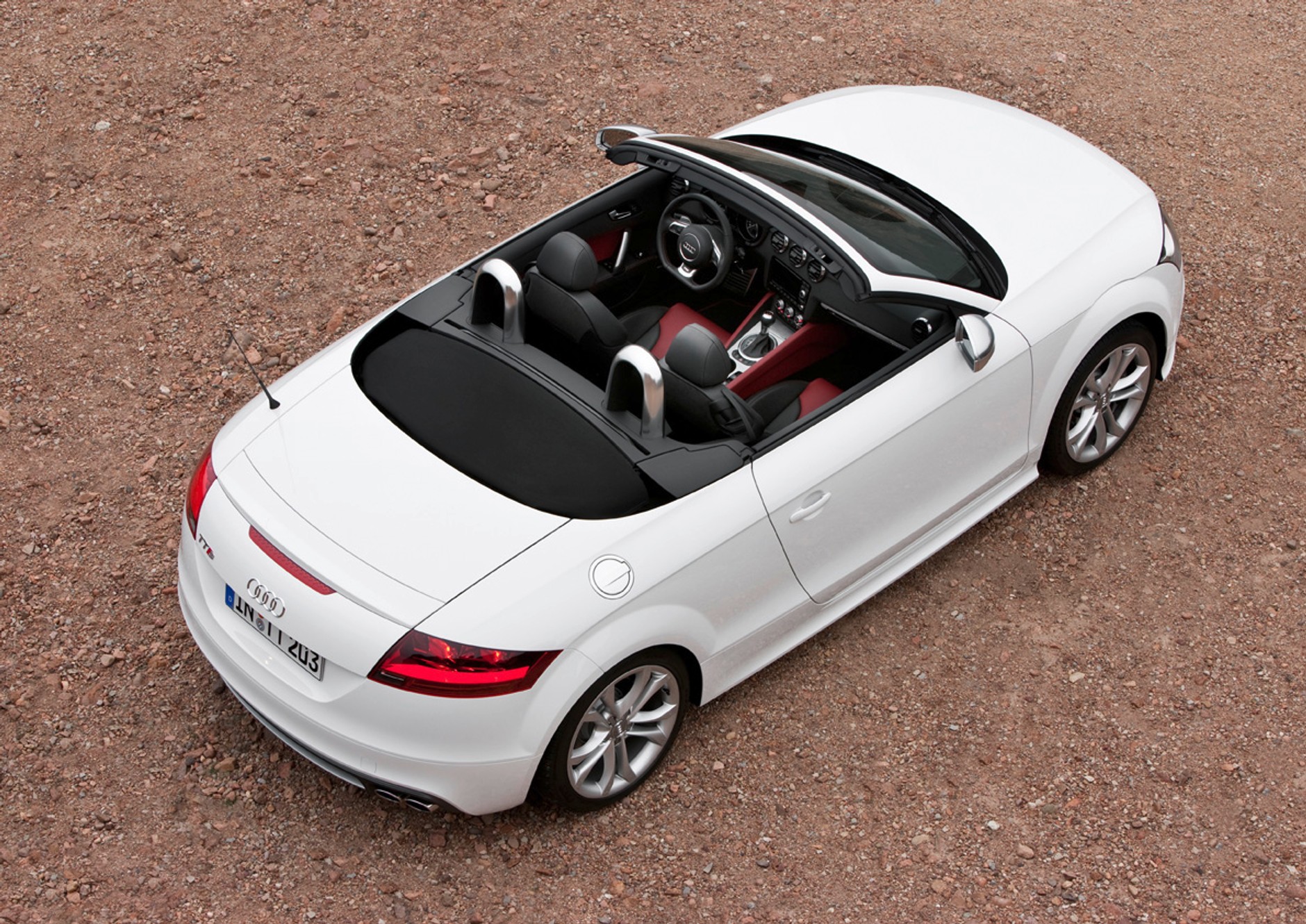 AMI 2010: Audi TT po wiosennym faceliftingu