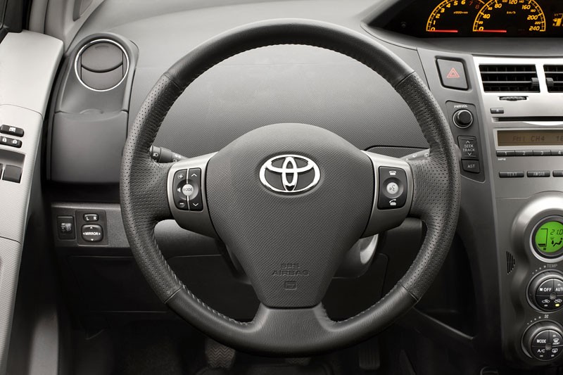 Toyota Yaris: mały facelifting na rok 2010