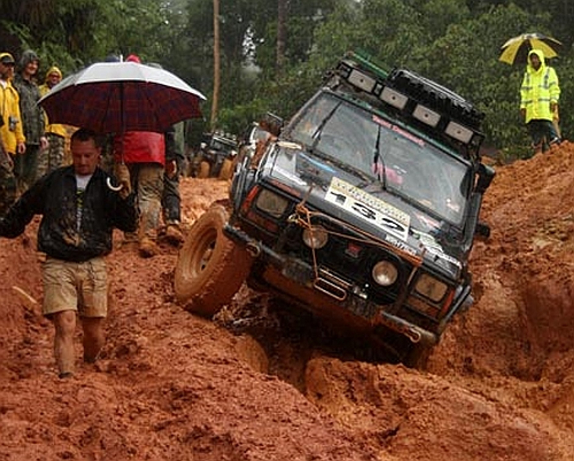 Rainforest Challenge - U wrót strefy mroku