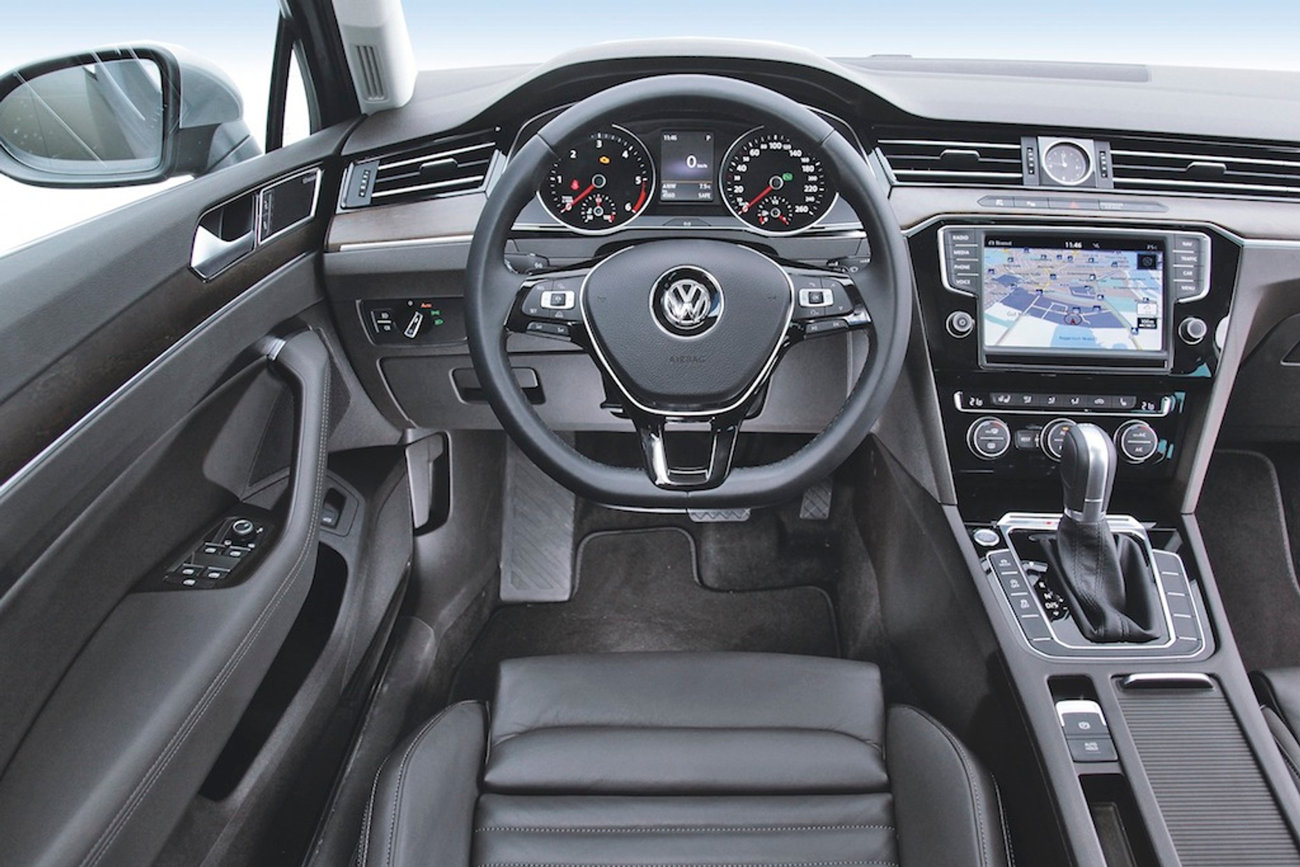 Volkswagen Passat, Audi A4, BMW seria 3