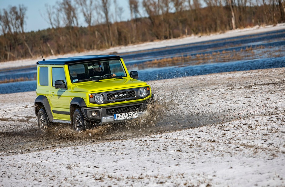 Suzuki Jimny 1.5 VVT 4AT - jego żywioł to teren