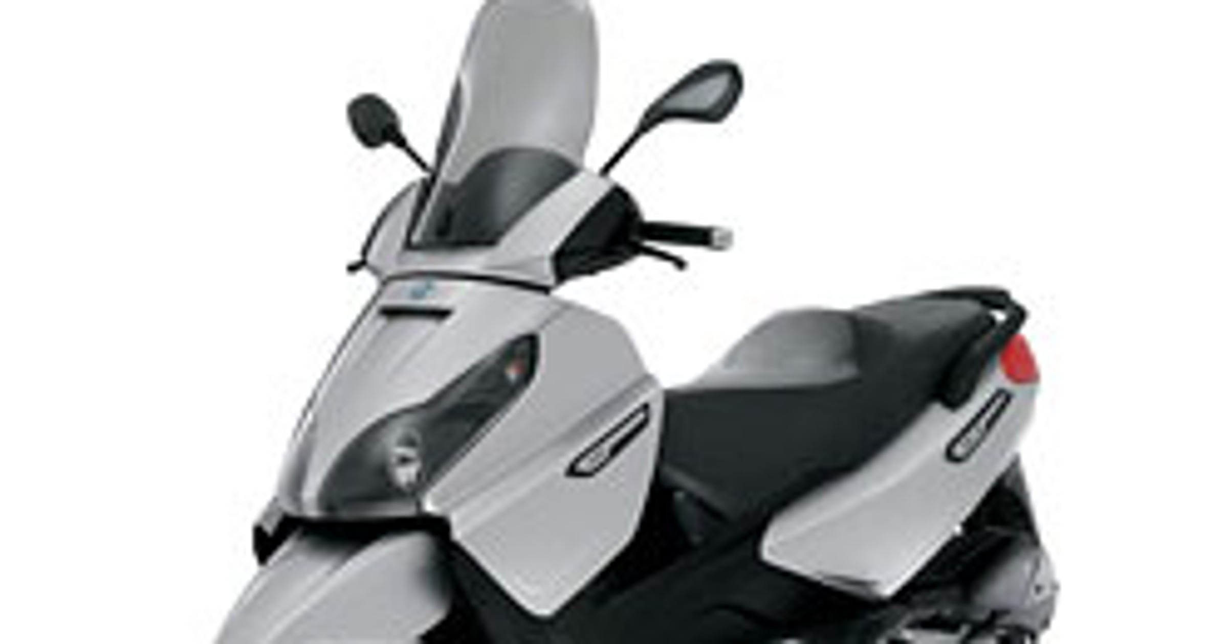 Piaggio X7 125/250: kolejny mały/duży skuter do miasta