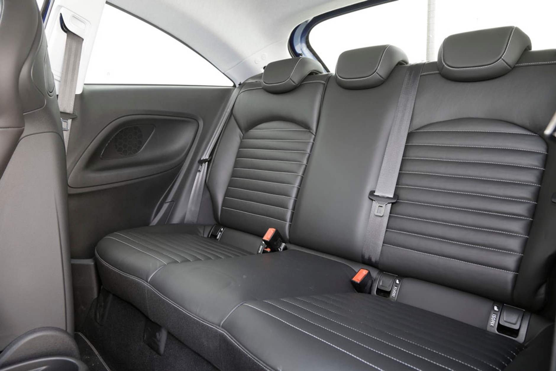 Opel Corsa OPC - zawstydza większą siostrę