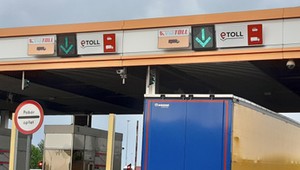 Kierowcy wpadli w pułapkę na autostradach A2 i A4. Skarbówka ściga aż 40000 osób