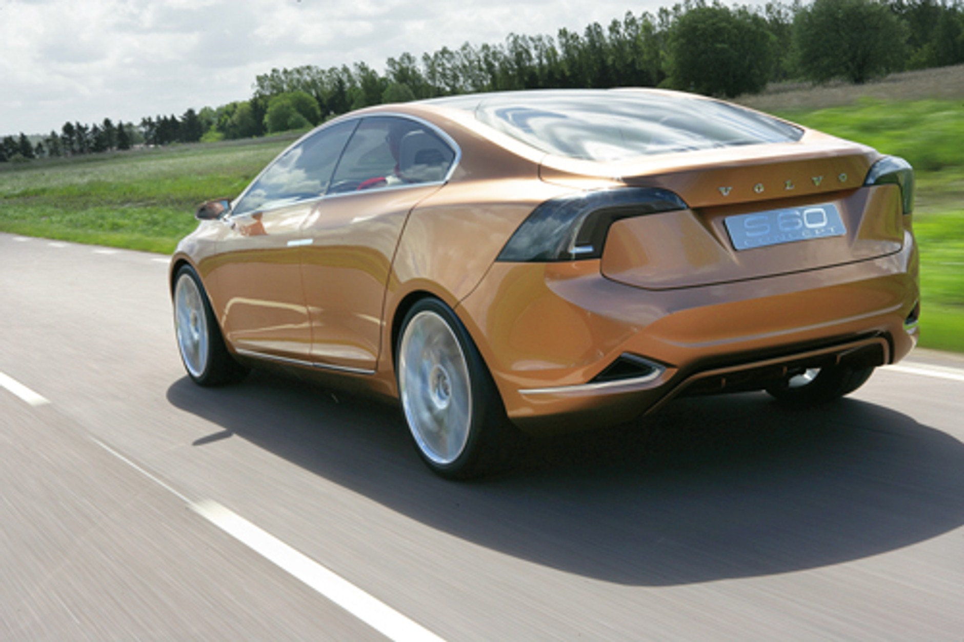 Volvo S60 Concept: Sedan w stylu coupé
