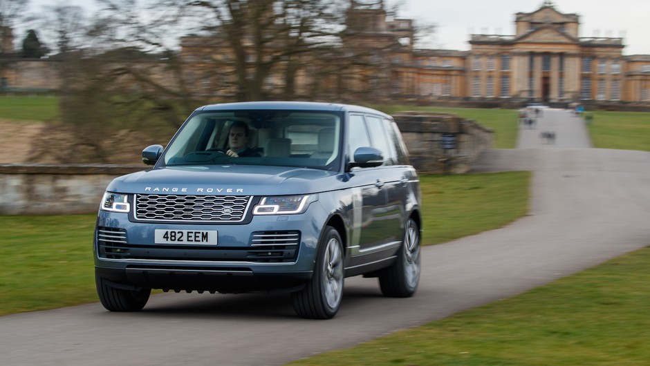 Range Rover P400e