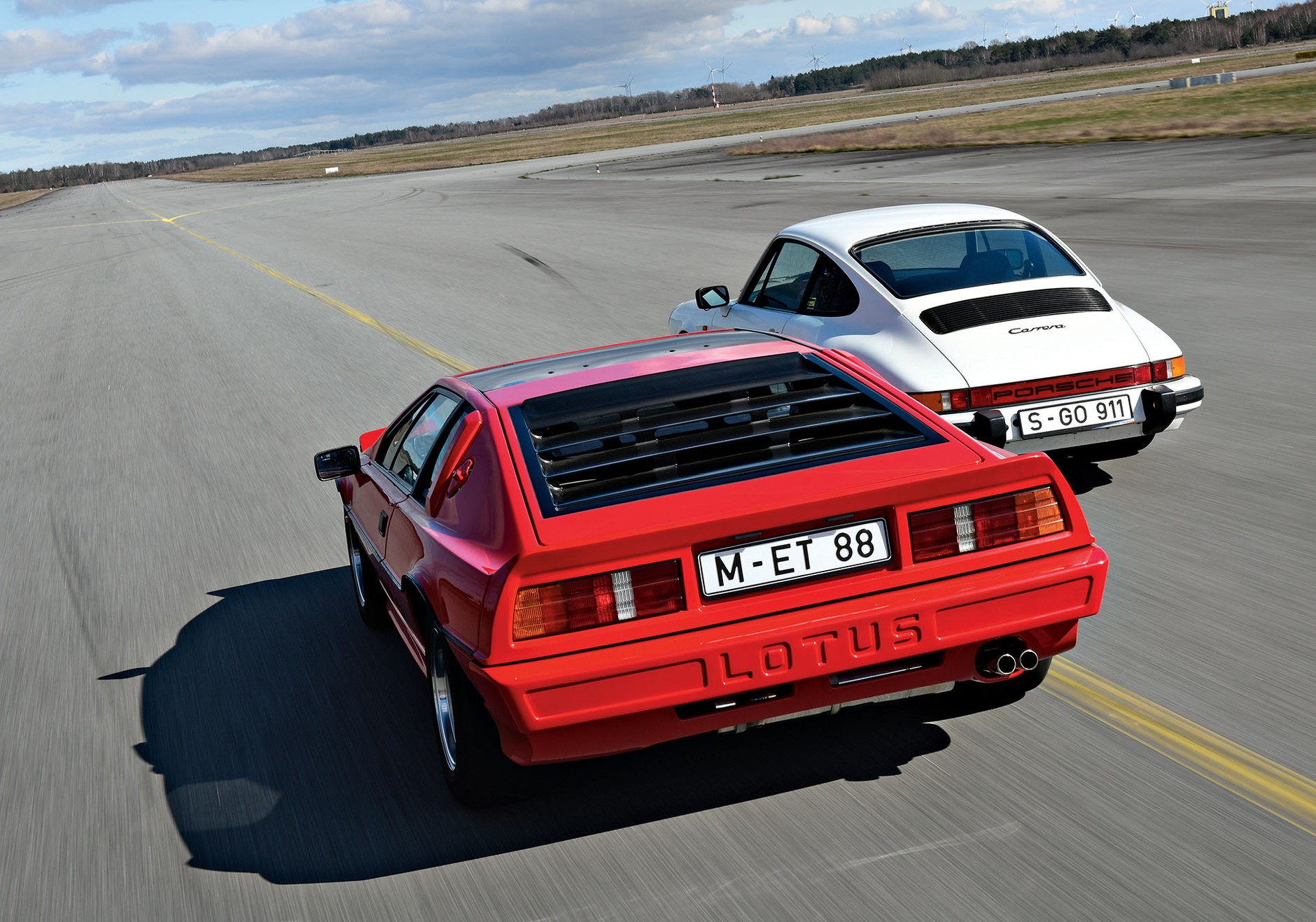 Lotus Esprit Turbo kontra Porsche 911