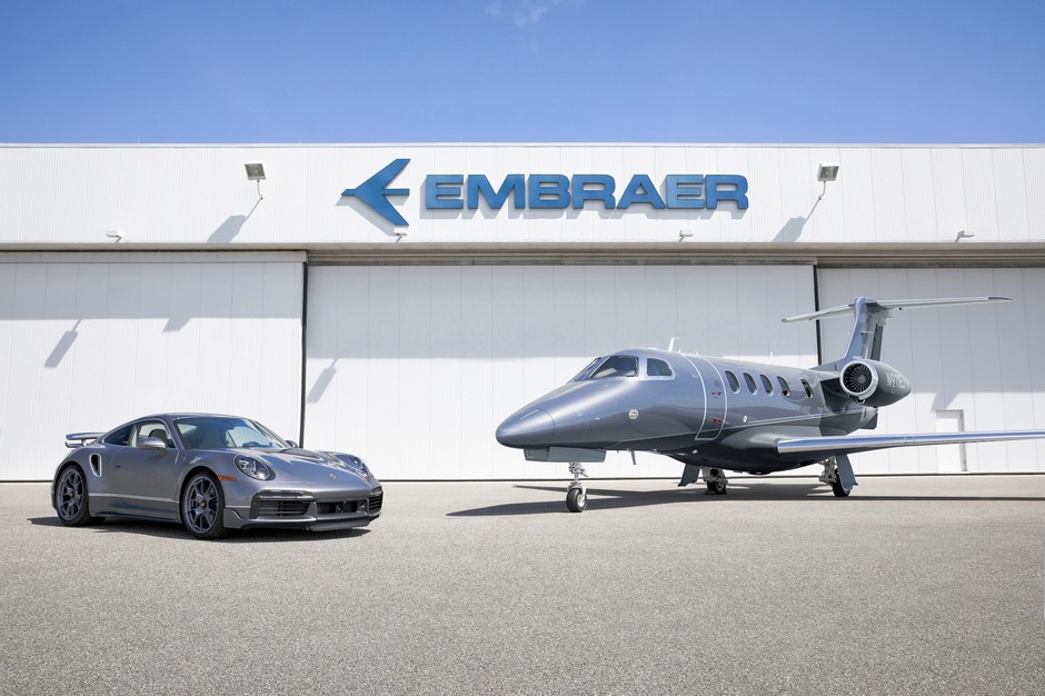 Porsche 911 Turbo S i Embraer