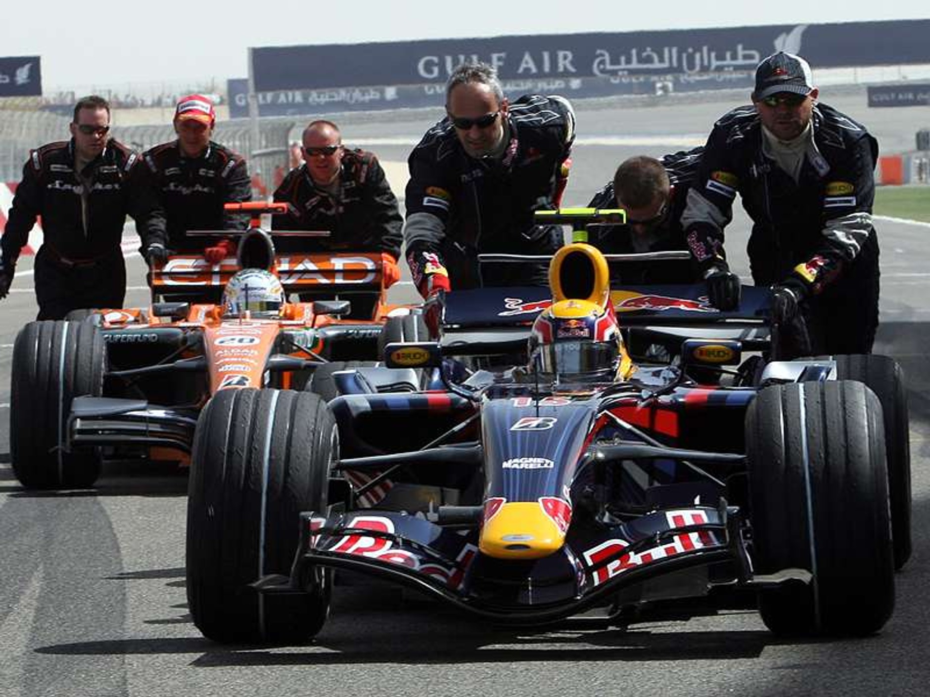 Fotogaleria z Grand Prix Bahrajnu 2007 - 2. część