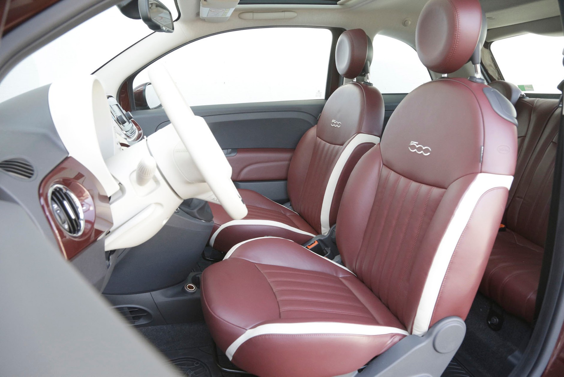 Fiat 500 – ciężkie życie następcy legendy