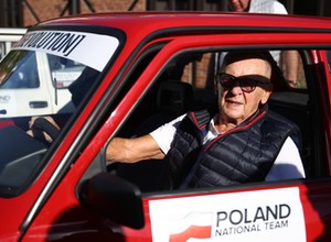 Sobiesław Zasada dojechał Maluchem do Monte Cassino. "Czuliśmy się dumni"