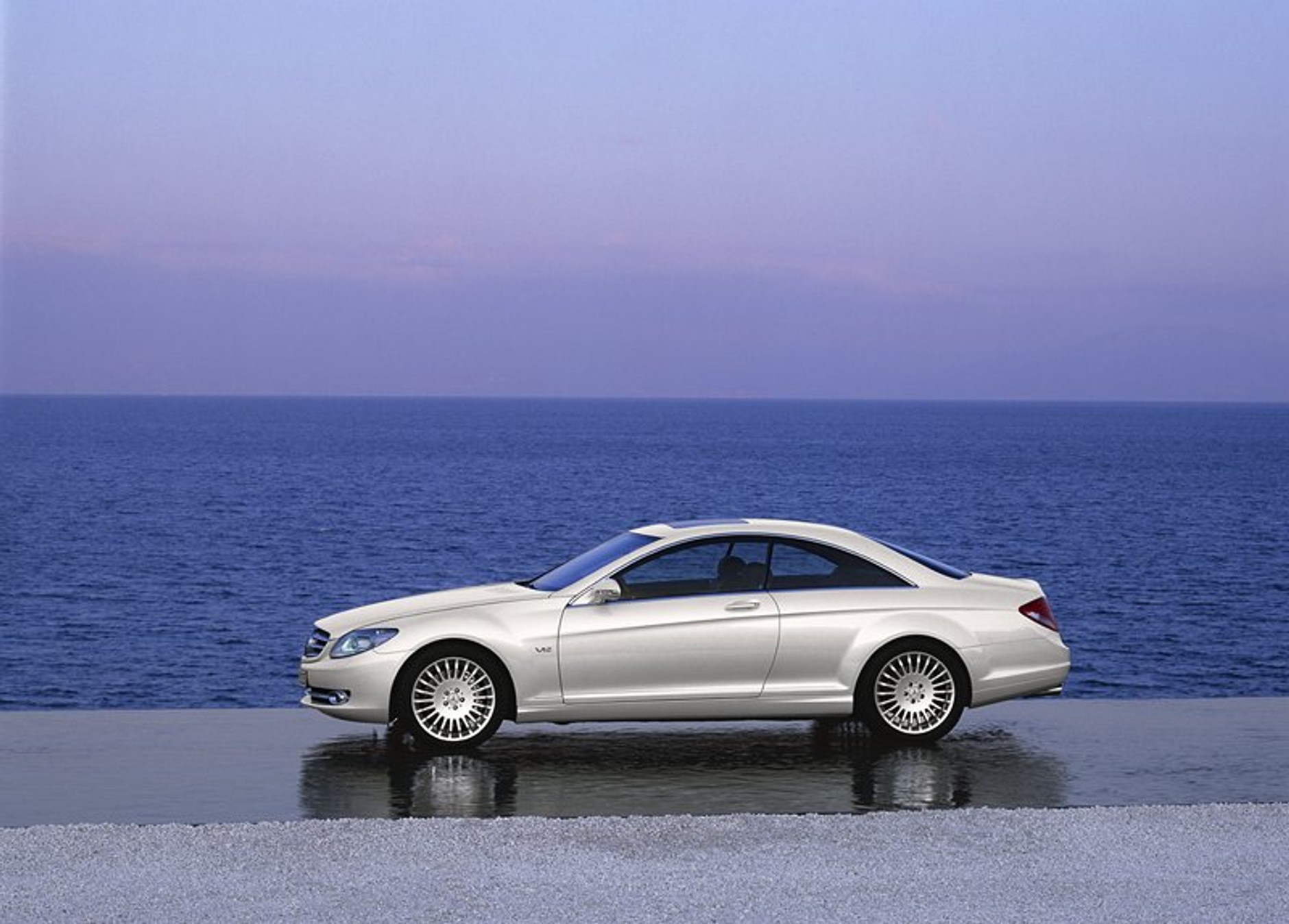 Mercedes-Benz CL: nowa generacja luksusowego coupe