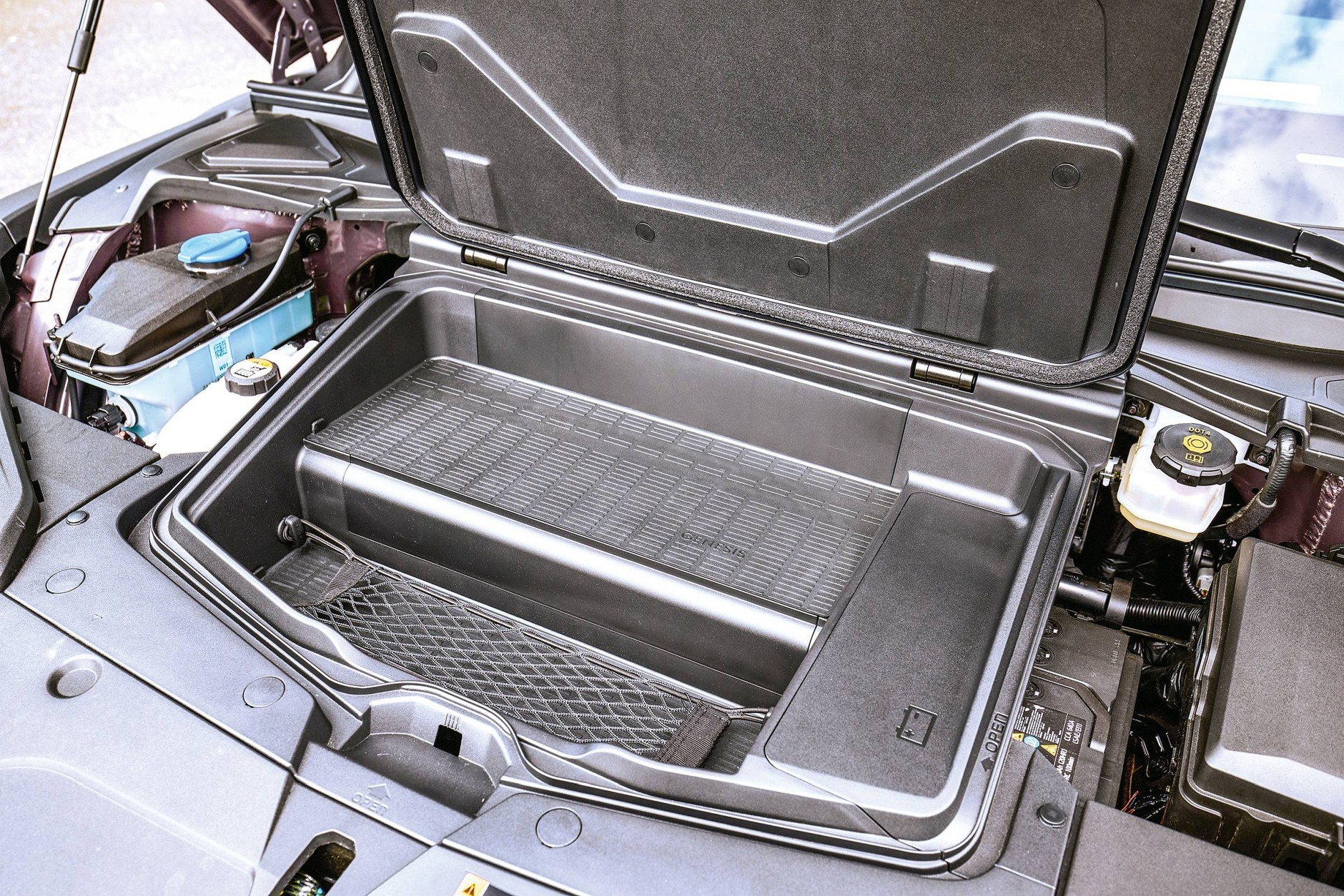 Genesis GV60 AWD Dual Motor Sport Plus