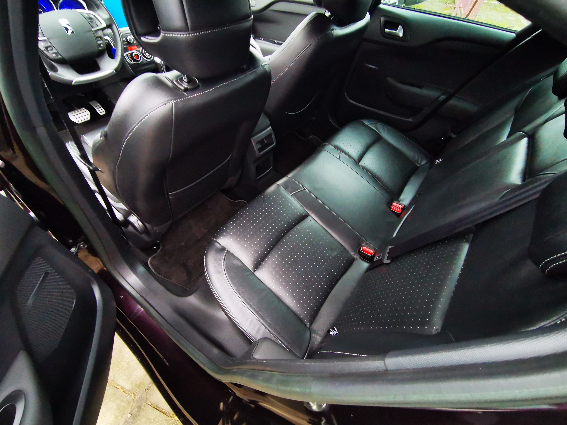 Używane auto za 50 tys. złotych.