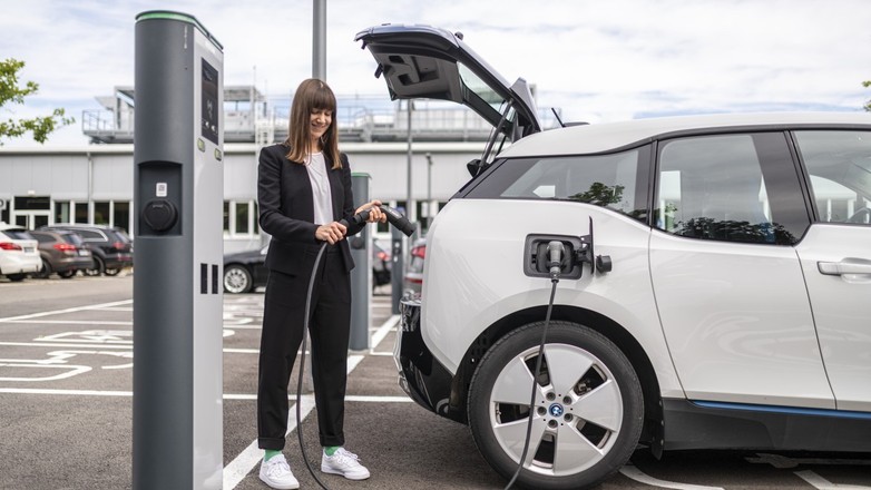 Bosch – nowy kabel do ładowania aut elektrycznych