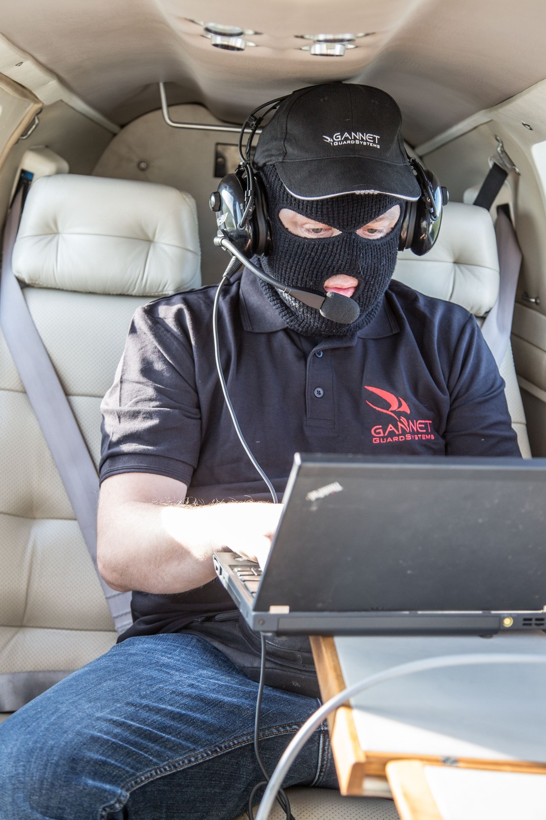 Samolot ekipy poszukującej skradzionych aut