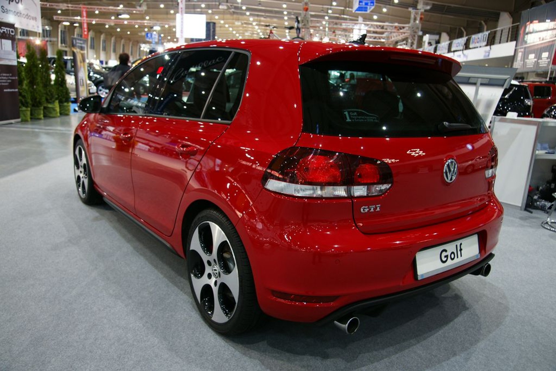 Poznań Motor Show 2010: honor uratowali dilerzy (galeria)