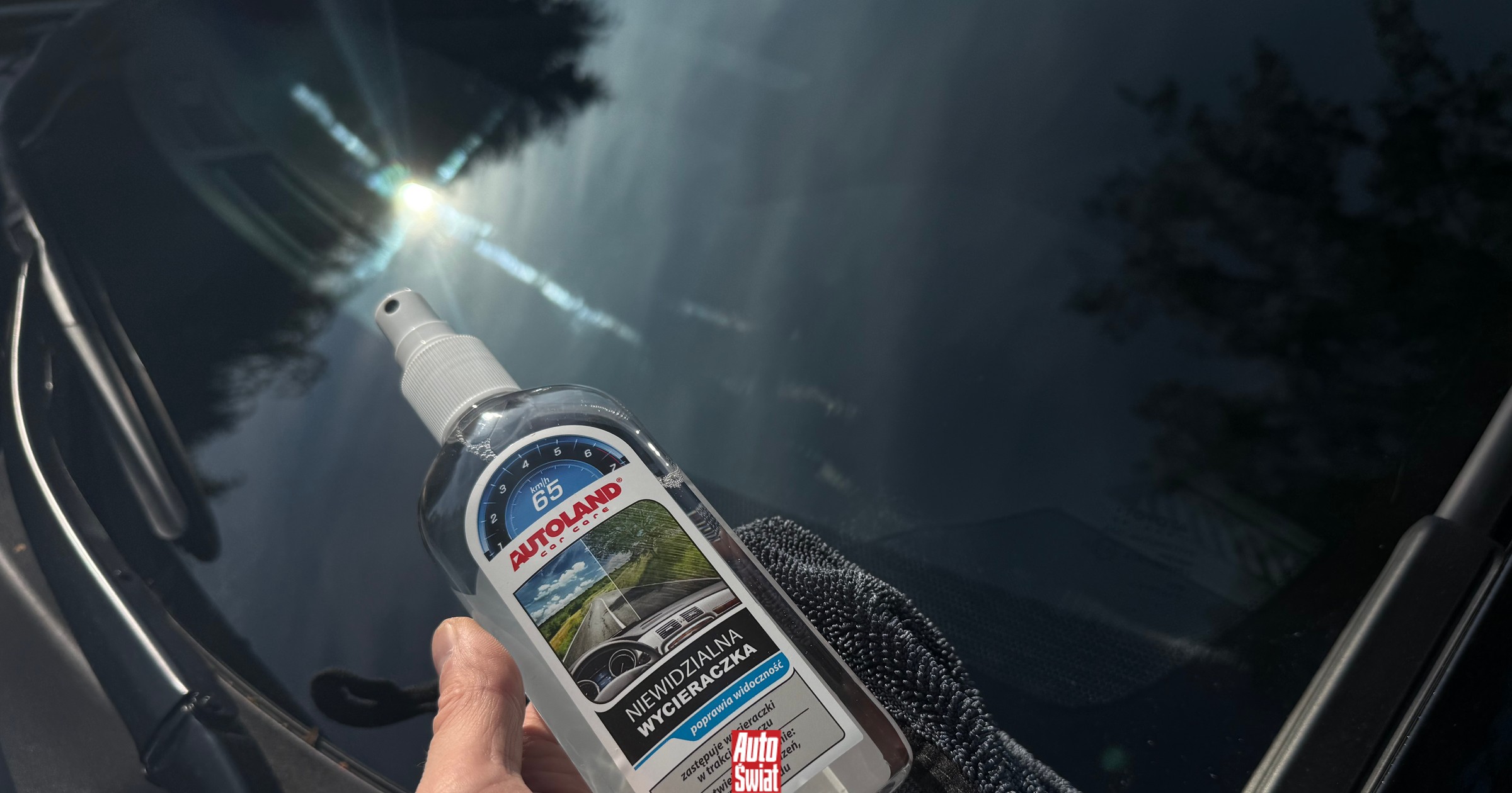 Ten tani środek do szyb odmieni twoją jazdę w deszczowy dzień. Aplikacja trwa pięć minut
