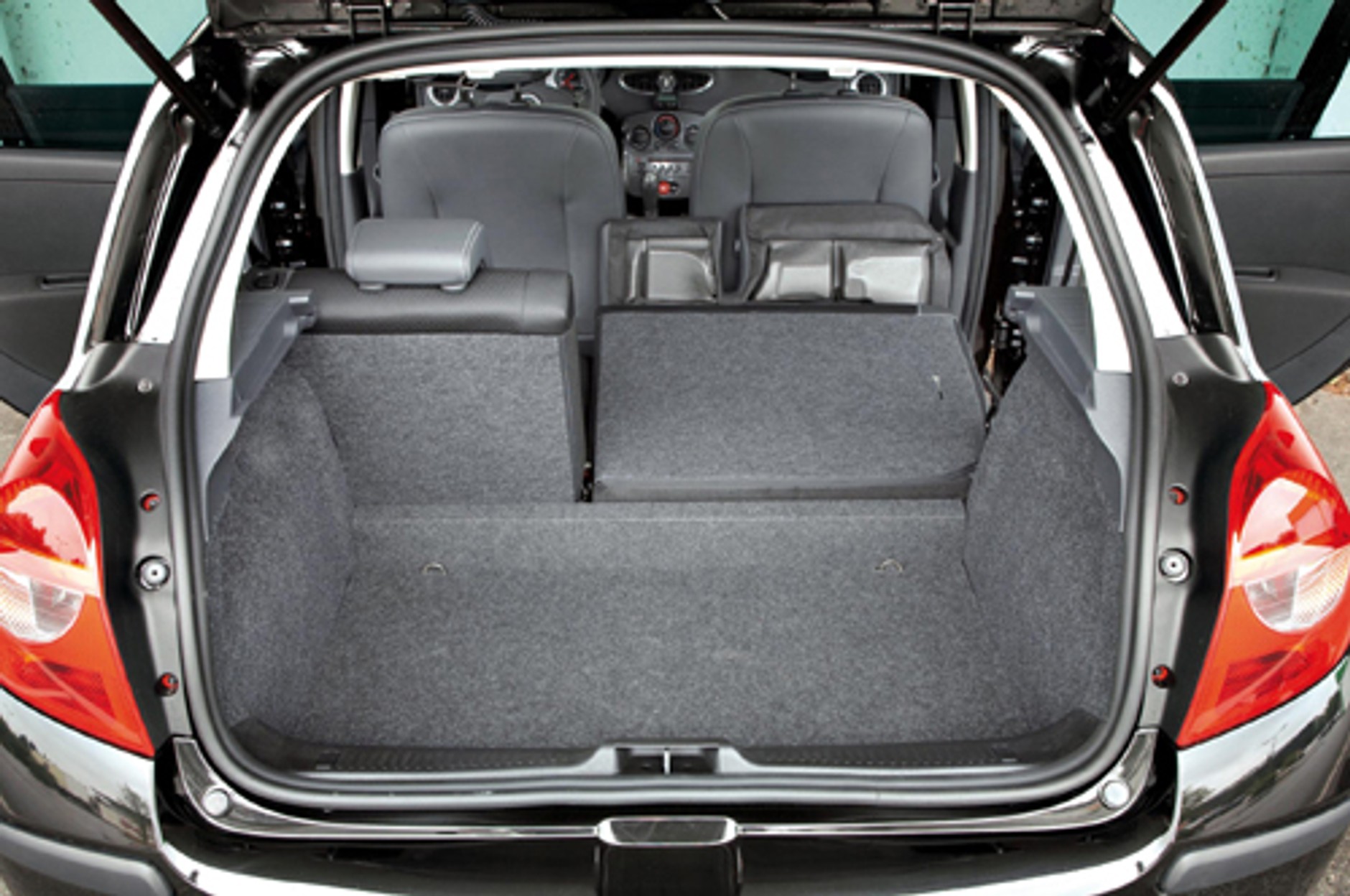 Renault Clio, Skoda Fabia, Toyota Yaris, Mercedes klasay A - Czy nowa Skoda Fabia stanie się przebojem?